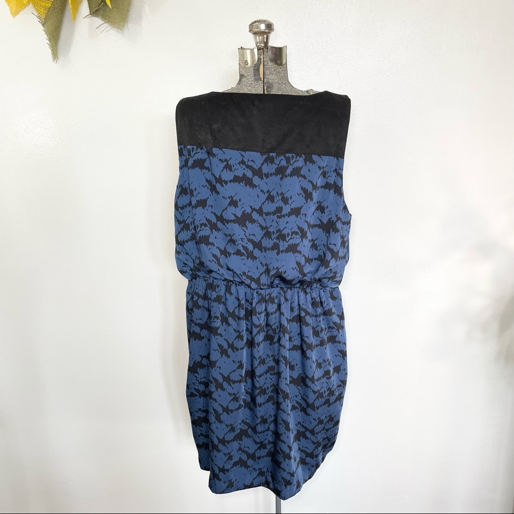 DKNYC XL blue and black sleeveless double layered dress - Picture 4 of 7